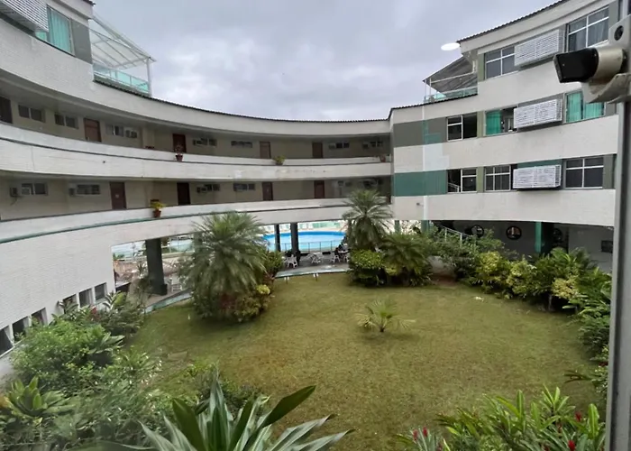 Flat Angra Inn 109